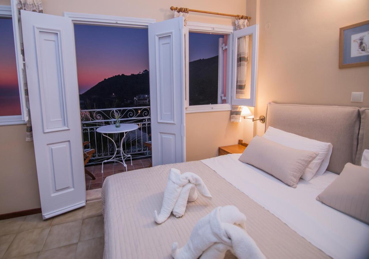 Niriides Hotel Apartments シミ エクステリア 写真