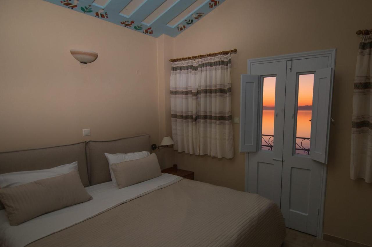 Niriides Hotel Apartments シミ エクステリア 写真